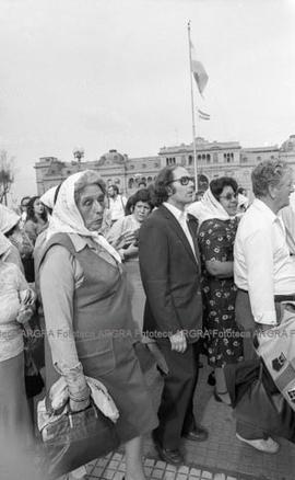 Foto 484: Fotografía de marcha de aniversario de Madres de Plaza de Mayo