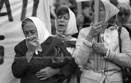 Foto 476: Fotografía de marcha de aniversario de Madres de Plaza de Mayo