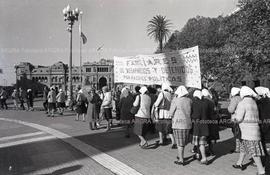 Foto 117: Fotografía de movilización de Madres de Plaza de Mayo
