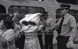 Foto 253: Fotografía de represión de Madres de Plaza