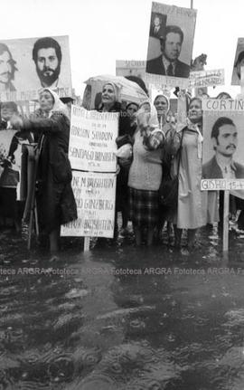 Foto 163: Fotografía de manifestación de Madres y Abuelas de Plaza de Mayo