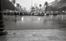 Foto 172: Fotografía de manifestación de Madres y Abuelas de Plaza de Mayo