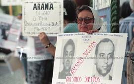 Foto 143: Fotografía de Madres de Plaza de Mayo