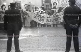 Foto 193: Fotografía de manifestación de Madres y Abuelas de Plaza de Mayo