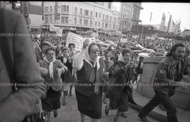 Foto 090: Fotografía de movilización de Madres de Plaza de Mayo