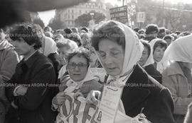 Foto 128: Fotografía de movilización de Madres de Plaza de Mayo