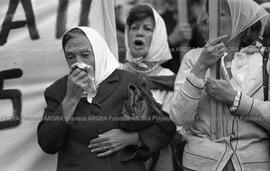 Foto 477: Fotografía de marcha de aniversario de Madres de Plaza de Mayo