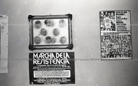 Foto 203: Fotografía de afiches y fotos en la casa de Lilia Amparo Jons de Orfanó