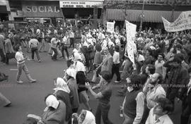 Foto 094: Fotografía de movilización de Madres de Plaza de Mayo