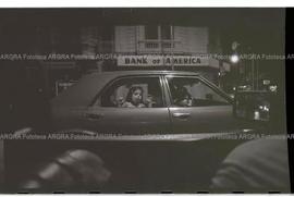 Foto 148: Fotografía de una niña en un auto