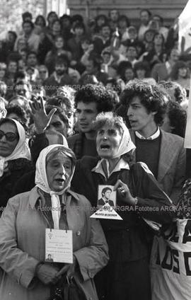 Foto 352: Fotografía de Madres de Plaza de Mayo