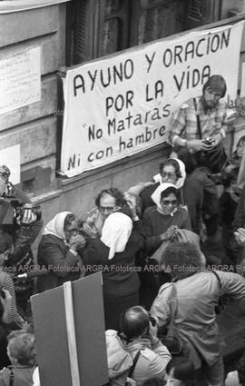 Foto 332: Fotografía de Adolfo Pérez Esquivel y Hebe de Bonafini