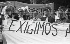 Foto 275: Fotografía de Madres de Plaza de Mayo en Plaza de Mayo