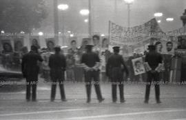 Foto 189: Fotografía de manifestación de Madres y Abuelas de Plaza de Mayo