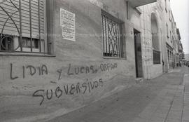 Foto 081: Fotografía de pintadas realizadas por agentes de la dictadura cívico militar