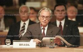 Foto 045: Fotografía de la III Cumbre Iberoamericana de Jefes de Estado y de Gobierno