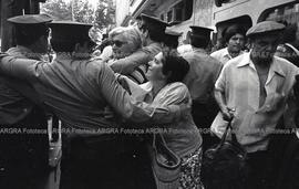 Foto 249: Fotografía de represión de Madres de Plaza