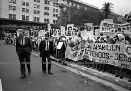 Foto 174: Fotografía de manifestación de Madres y Abuelas de Plaza de Mayo